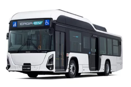 Bus listrik Erga EV pabrikan Isuzu yang belum lama ini diluncurkan