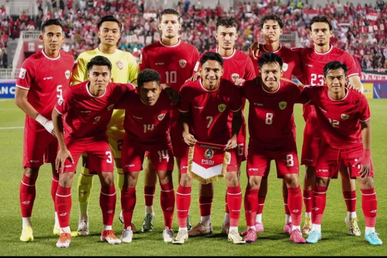 Timnas Indonesia memiliki peluang untuk lolos ke kualifikasi Piala Dunia 2026 Zona Asia meski kalah 0-2 dari Irak. (Instagram/@nandoariiiss)