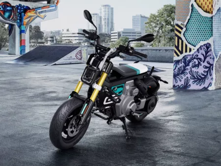 Motor Listrik BMW CE-02 OTW Hadir di Indonesia, Harganya Ratusan Juta Rupiah?