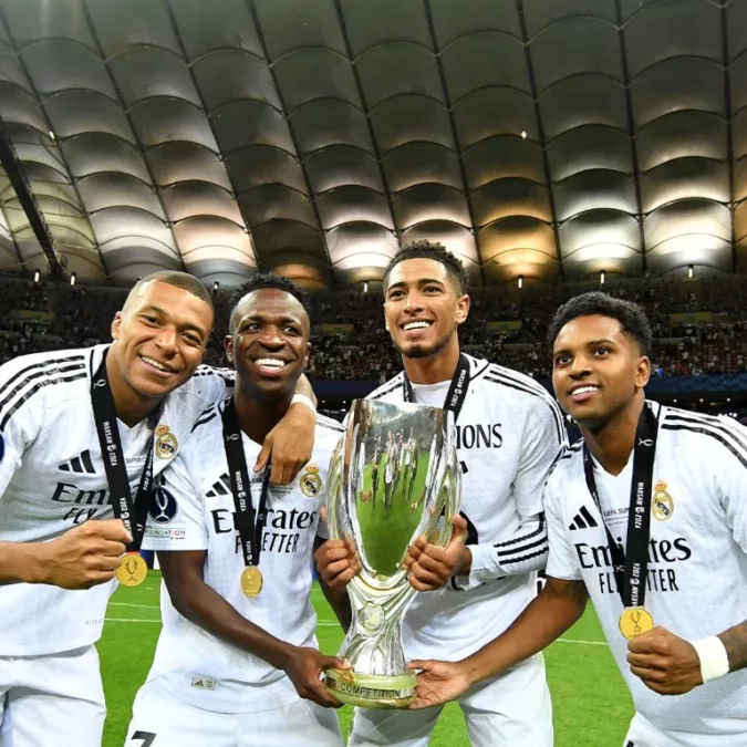 Real Madrid menang UEFA Super Cup/ X @InvictosSomos